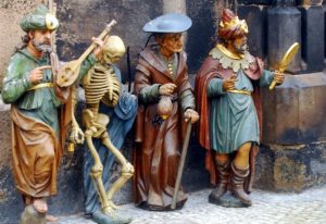 le figure del quadrante astronomico orologio di Praga