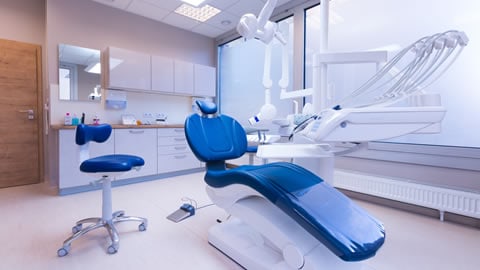 dentista-praga-premium-dental-care